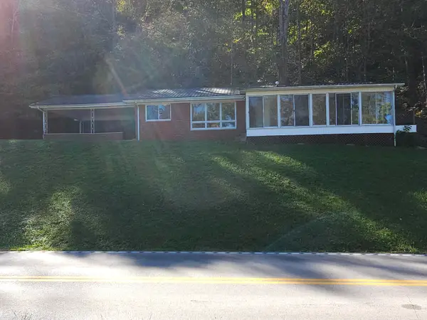 1556 Ky-8, Vanceburg, KY 41179