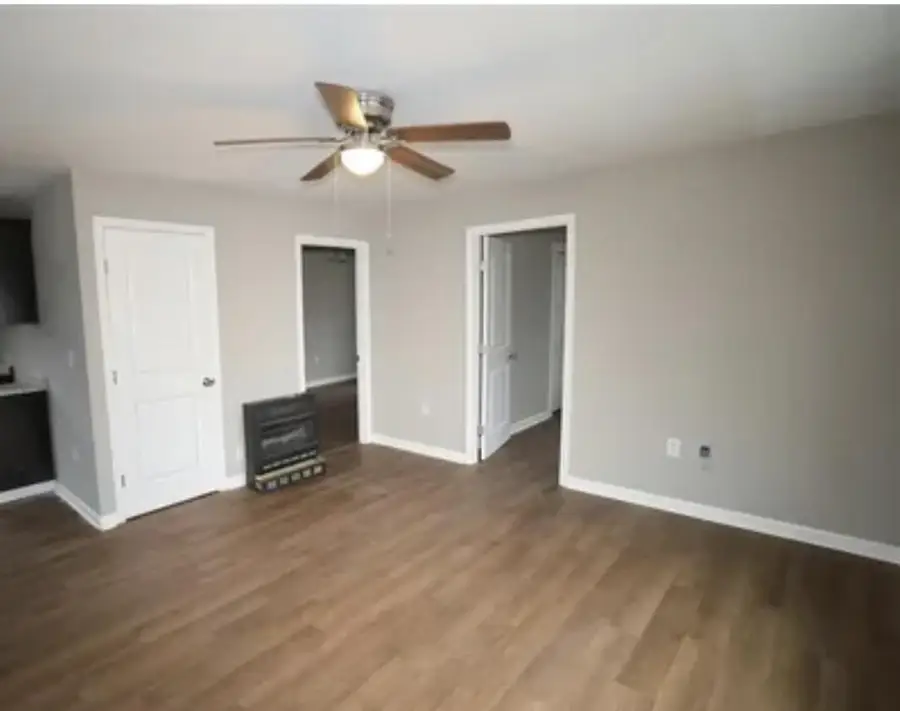 116 Lakeview Drive, Glasgow, KY 42141 - #3