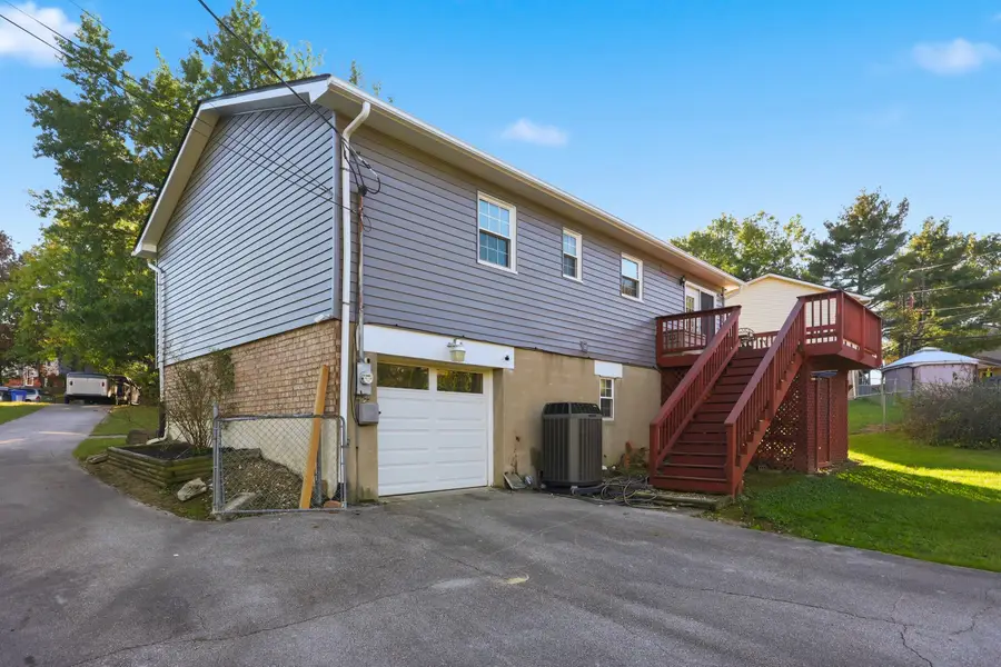 3604 Remora Drive, Lexington, KY 40517 - #2