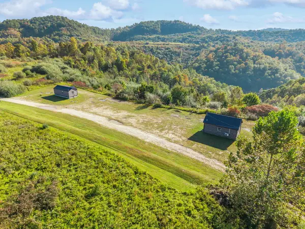 320 Paradise Lane, Soft Shell, KY 41831