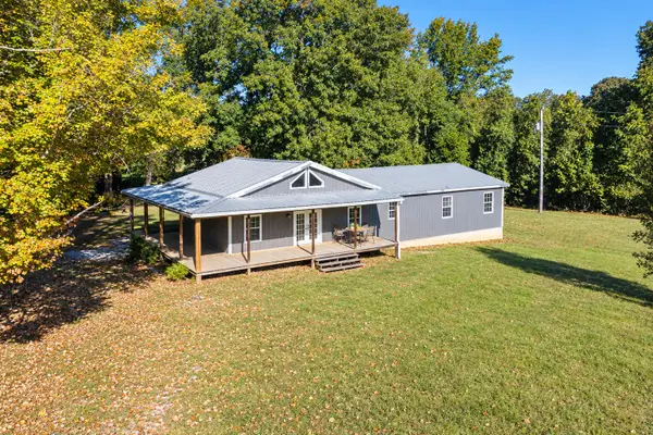 5049 South Road, Cadiz, KY 42211