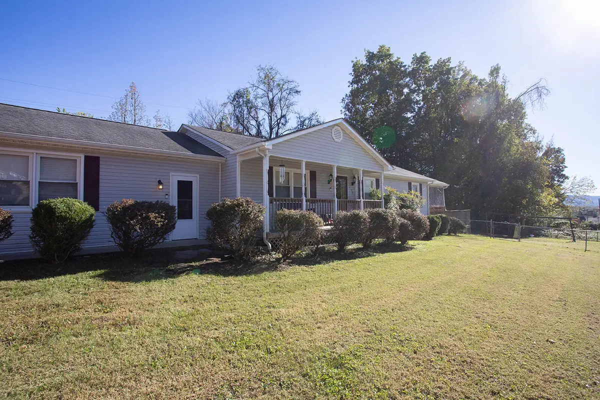 210 Evergreen Drive, Irvine, KY 40336 - #1