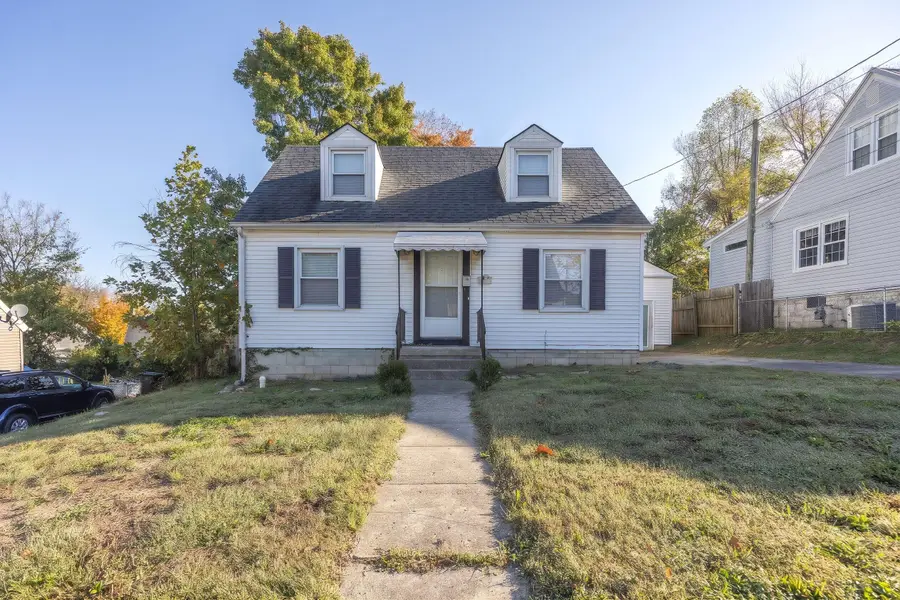 212 Doyle Avenue, Paris, KY 40361 - #2