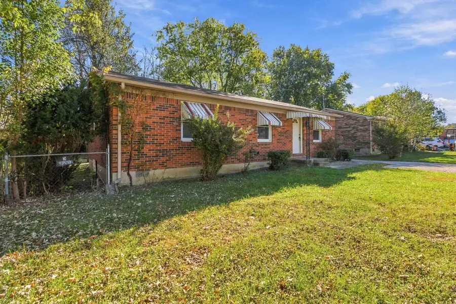 117 Colonial Park Drive, Winchester, KY 40391 - #2