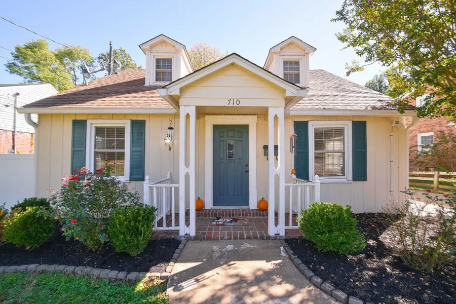 710 Pryor Street, Mayfield, KY 42066 - #2