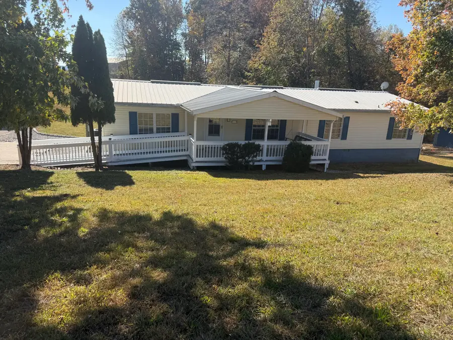 111 Springs Road, Somerset, KY 42503 - #3