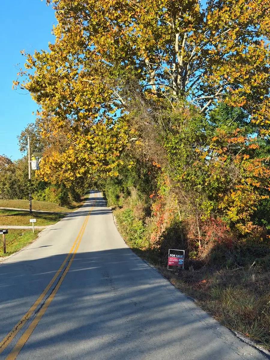 000 Dreyfus Road, Waco, KY 40385 - #2