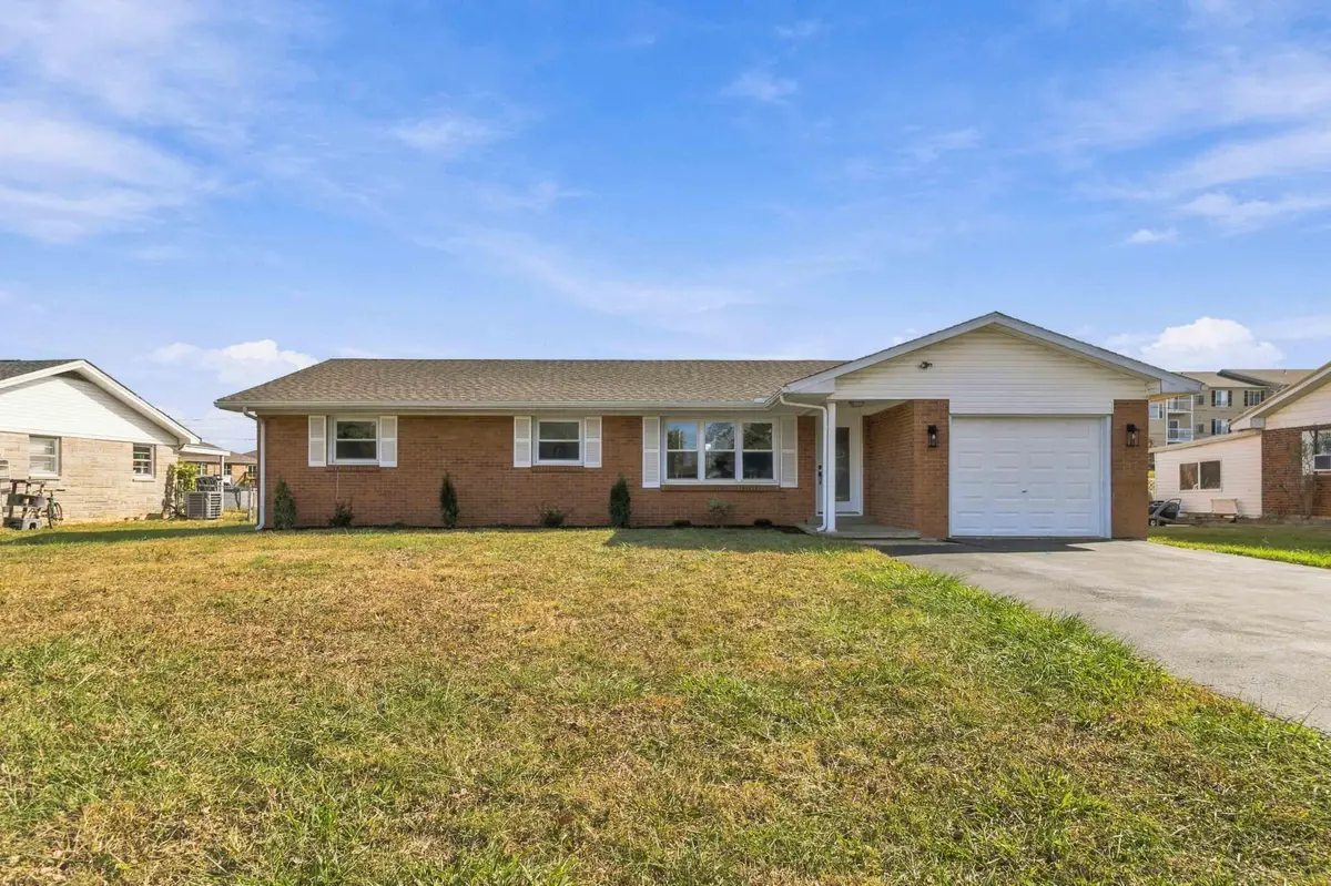 223 Magnolia Avenue, Somerset, KY 42503 - #1