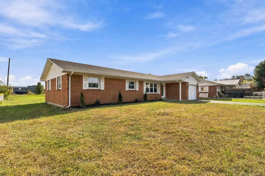 223 Magnolia Avenue, Somerset, KY 42503 - #3