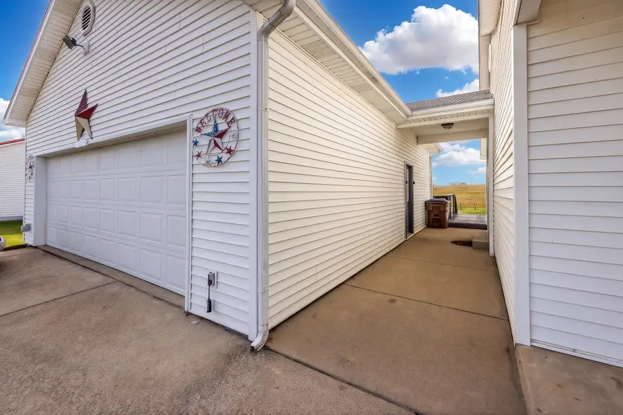 208 Law Boulevard, Carlisle, KY 40311 - #3