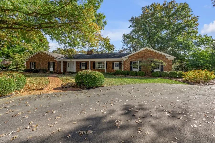 2129 Lakeside Court, Lexington, KY 40502 - #3