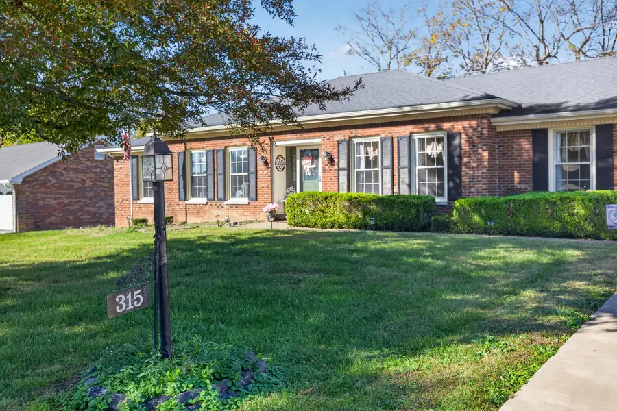 315 Clearbrook Drive, Danville, KY 40422 - #2