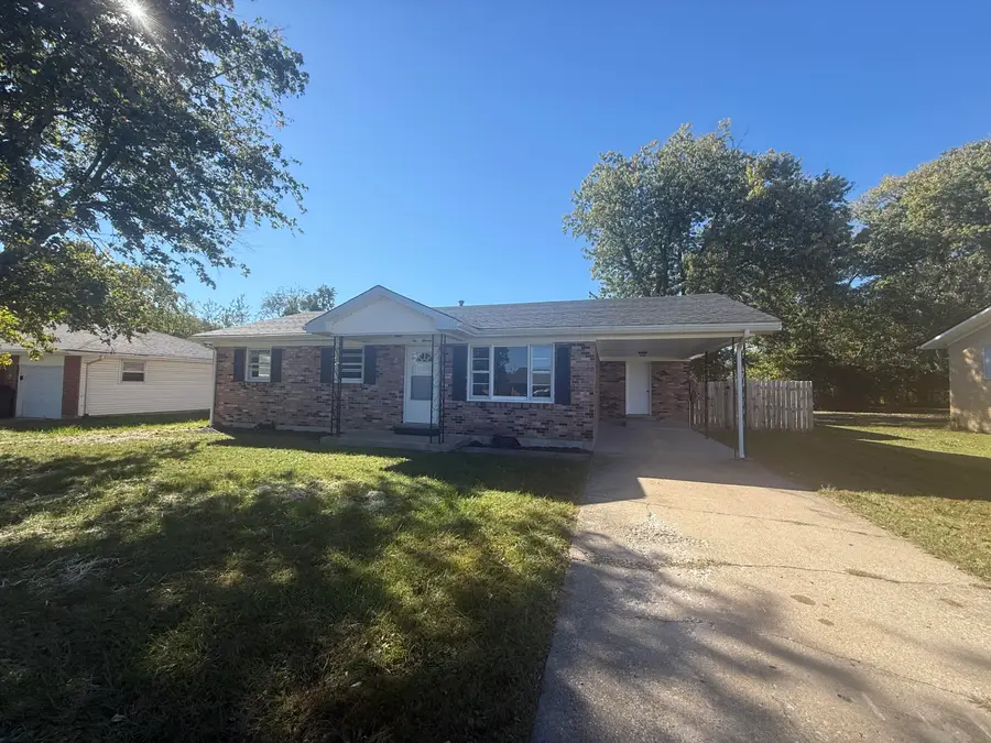 211 Laurel Drive, Berea, KY 40403 - #3