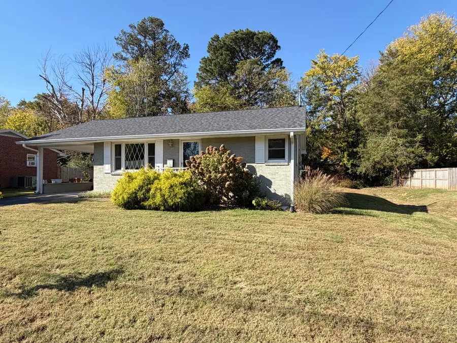 807 N 17th Street, Murray, KY 42071 - #2