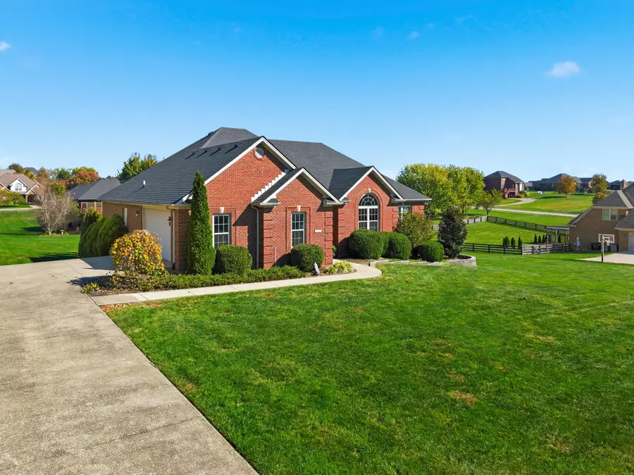 3009 Planters Row Drive, Richmond, KY 40475 - #2