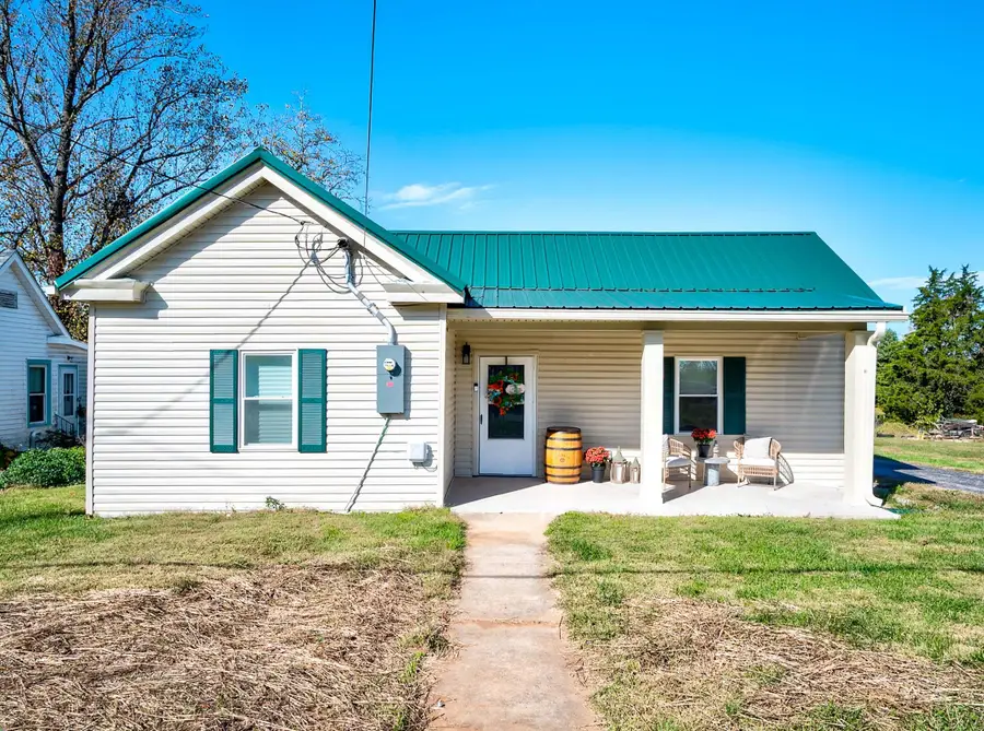 1933 Thatchers Mill Road, Paris, KY 40361 - #2
