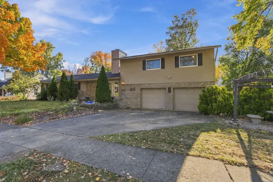 898 Della Drive, Lexington, KY 40504 - #2