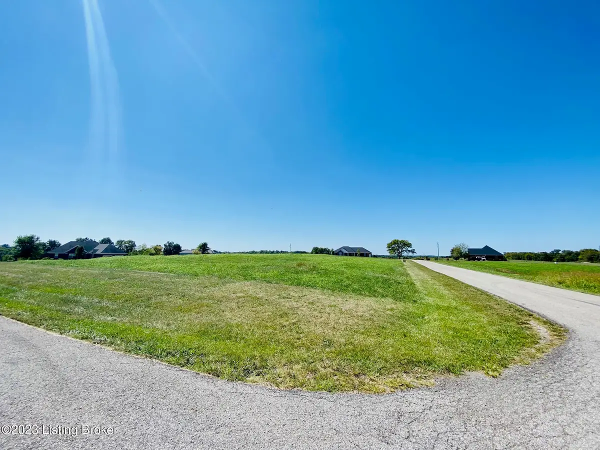 #11 Nancy Hanks Dr, Springfield, KY 40069 - Image #1