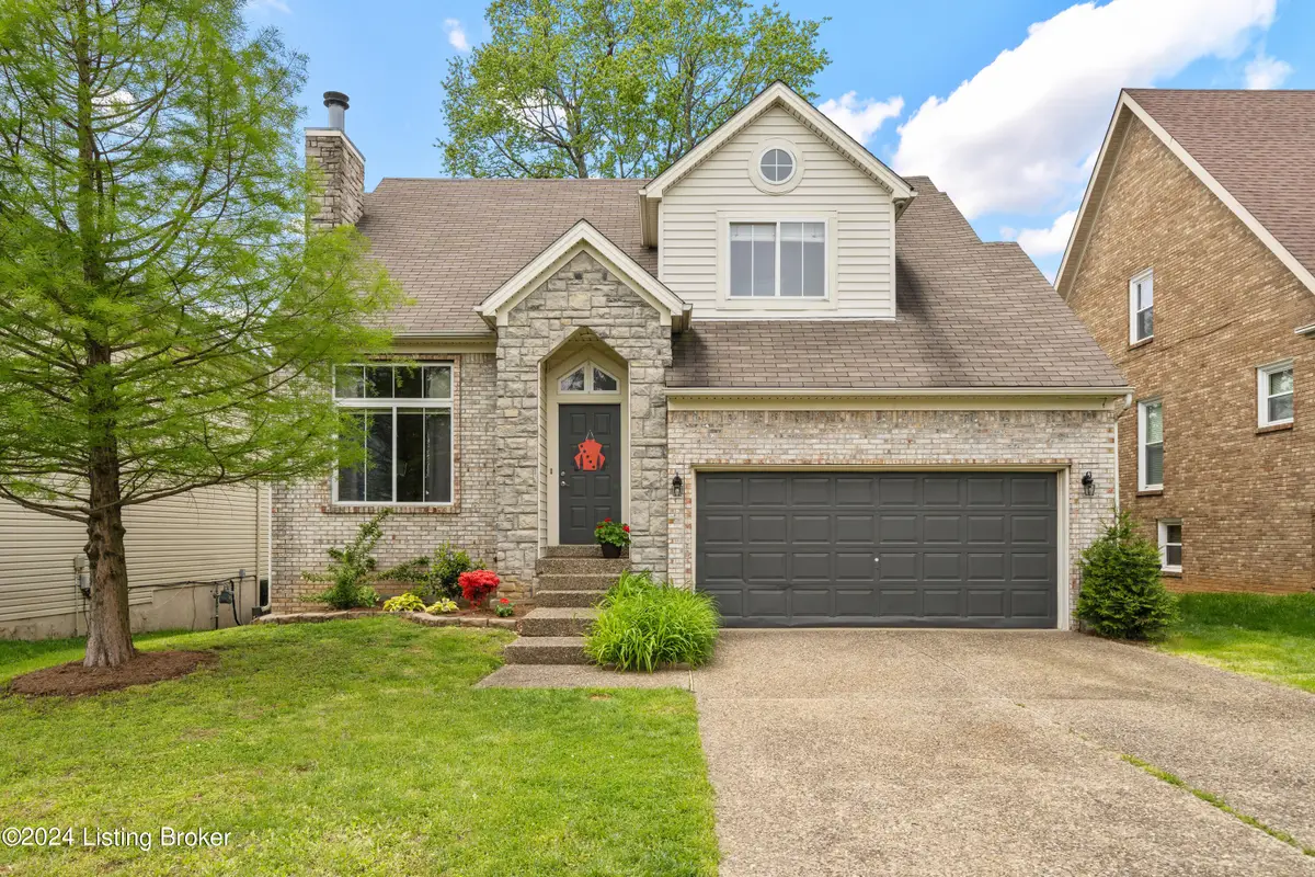 8705 Chelmer Ln, Louisville, KY 40220 - Image #1