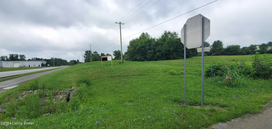 2100 Allen Ln, La Grange, KY 40031 - Image #2