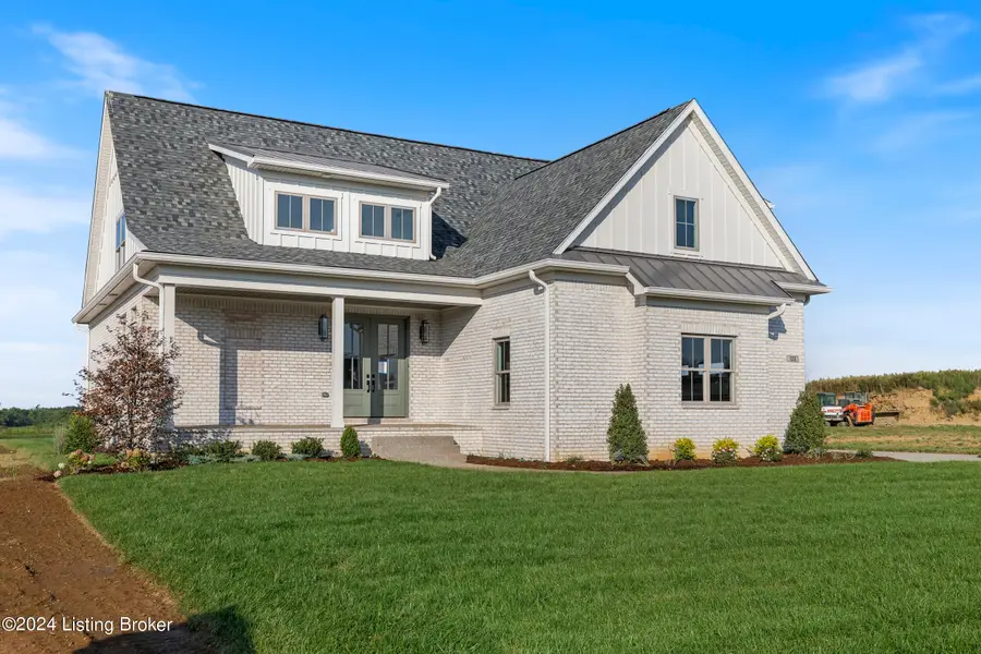 125 Noblewood Blvd, Utica, IN 47130 - Image #2