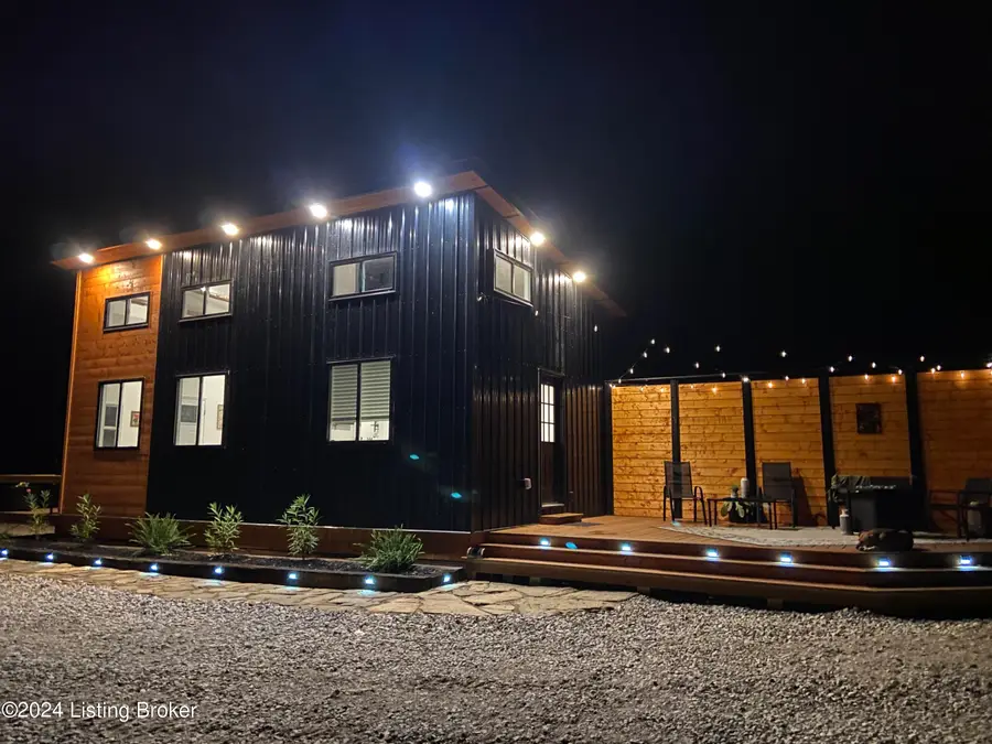 576 Pine Grove Rd, Beattyville, KY 41311 - Image #3