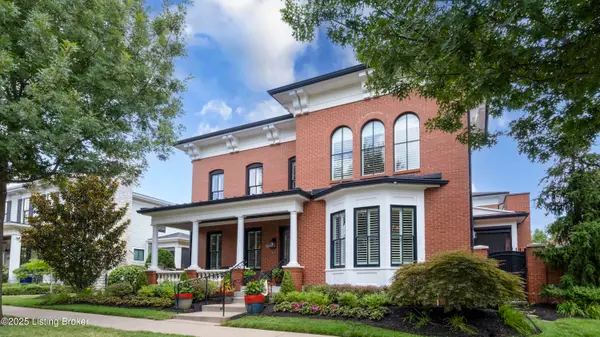 8909 Dolls Eyes St, Prospect, KY 40059