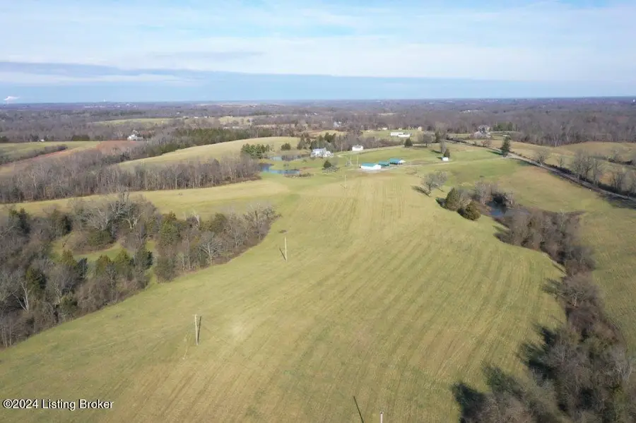 537C Dawkins Ln, Sulphur, KY 40070 - Image #2