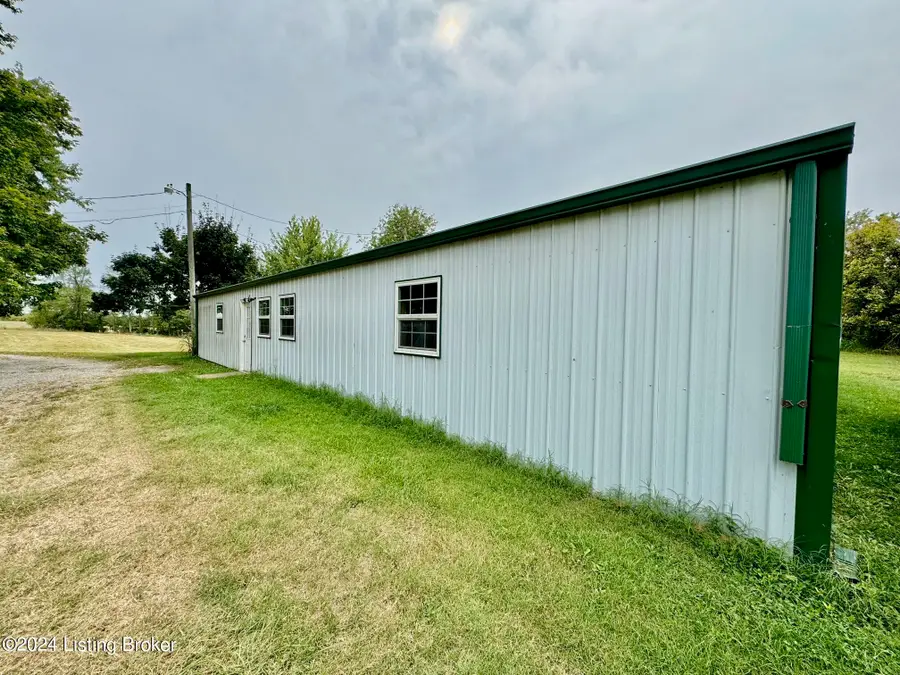 7 Hillsboro Ln, Springfield, KY 40069 - #2