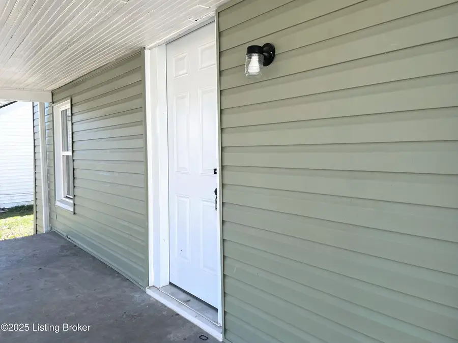 1118 W Whitney Ave, Louisville, KY 40215 - Image #3