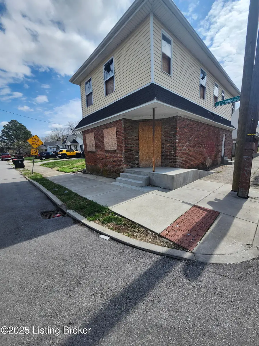 3536 Greenwood Ave, Louisville, KY 40211 - Image #2