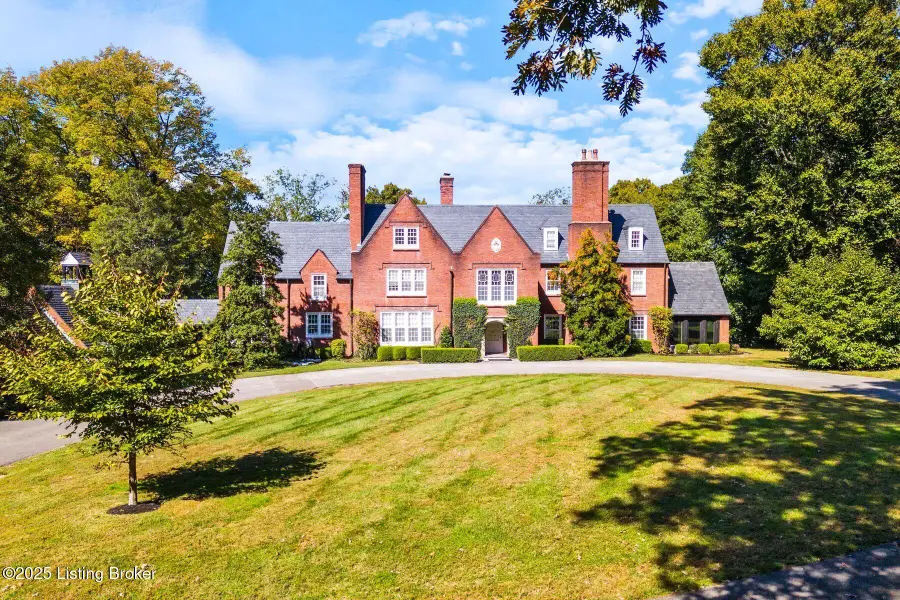 3740 Upper River Rd, Louisville, KY 40207 - Image #2