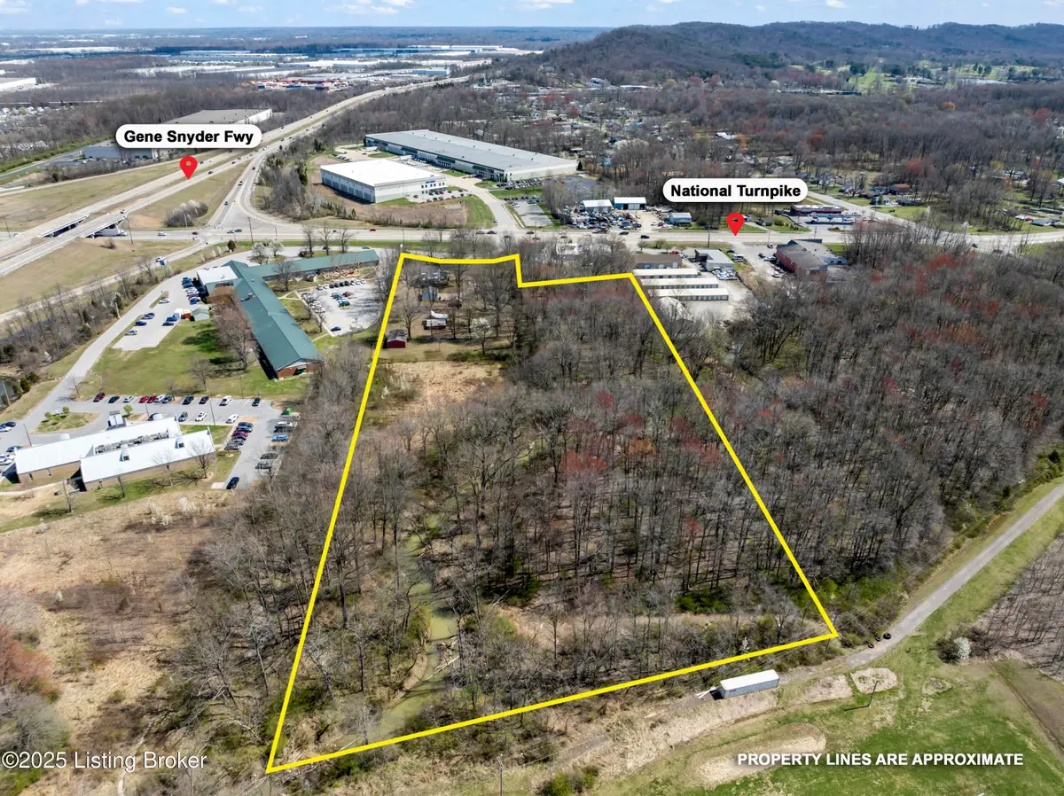 1020 Neighborhood Pl, Fairdale, KY 40118 - Image #1