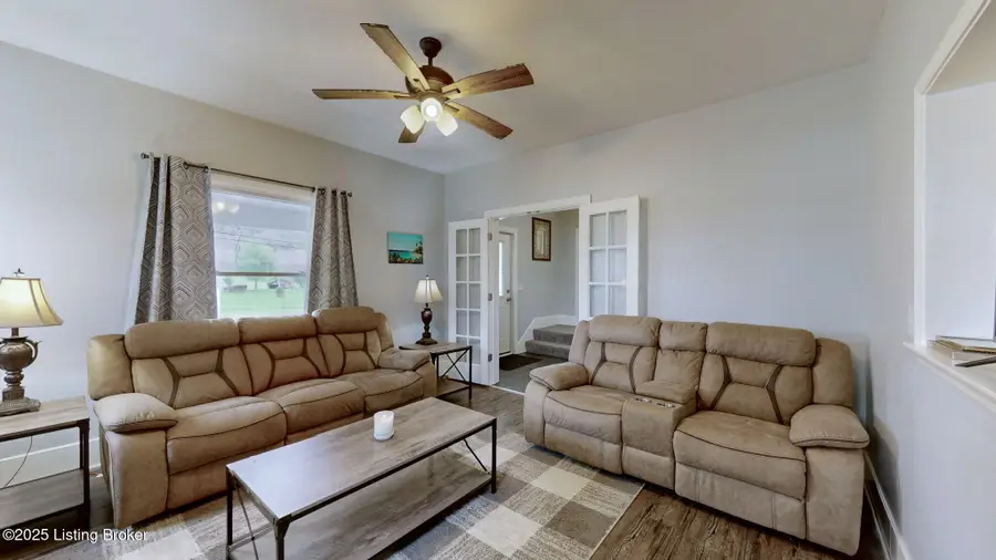 702 11th St, Carrollton, KY 41008 - Image #2