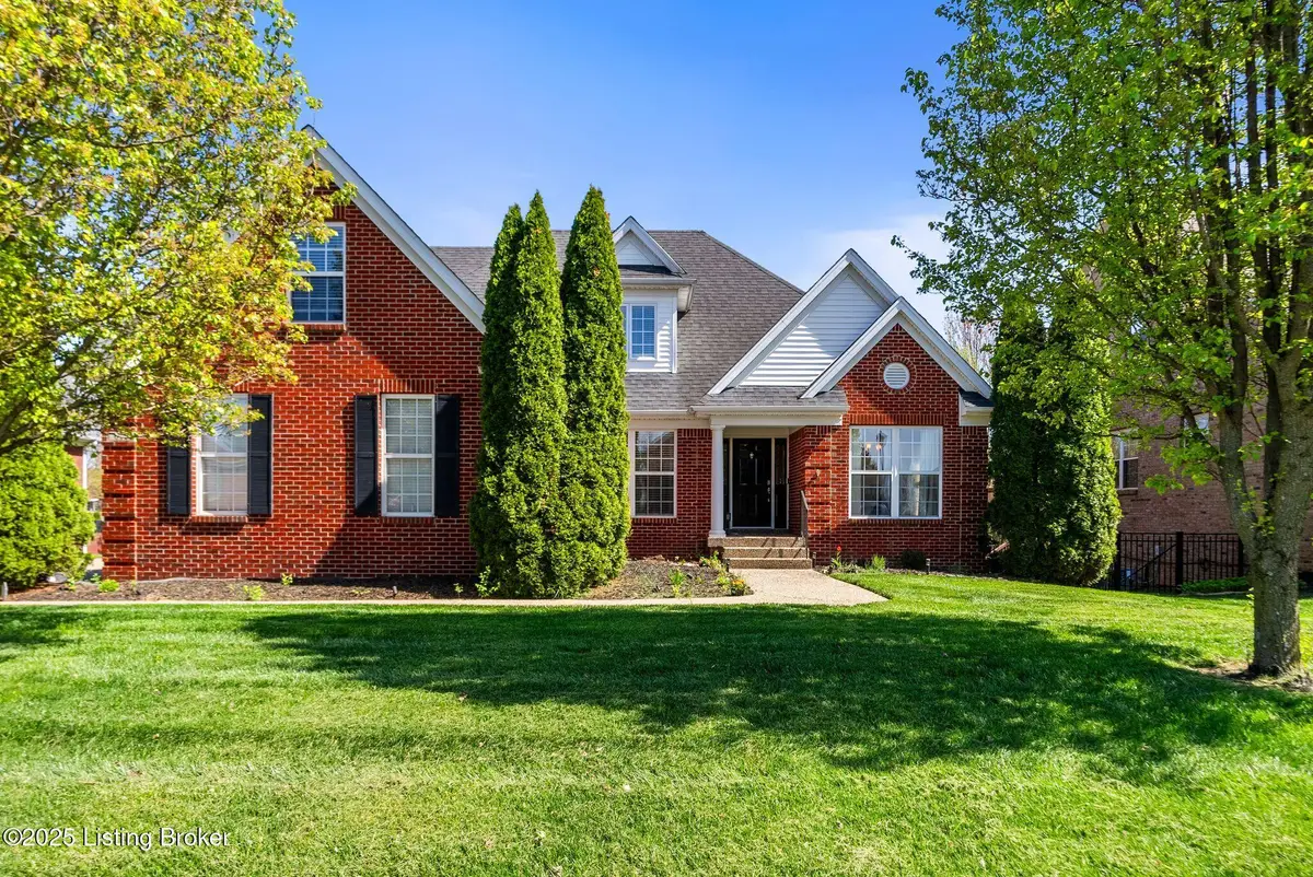 679 Ashbourne Dr, Shelbyville, KY 40065 - Image #1