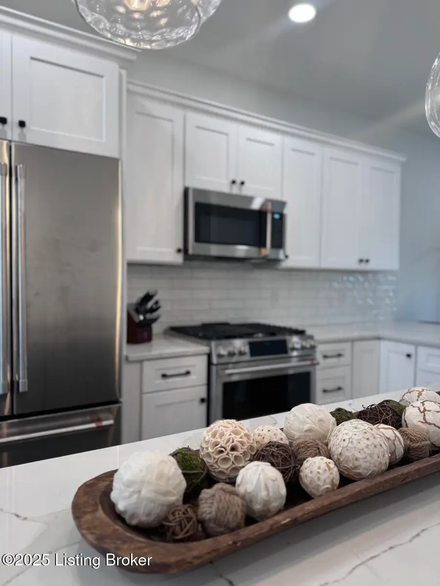 7403 Park Vue Dr, Crestwood, KY 40014 - Image #3