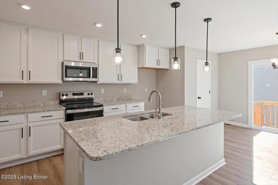 149 Sunflower Blvd, Mount Washington, KY 40047 - Image #2