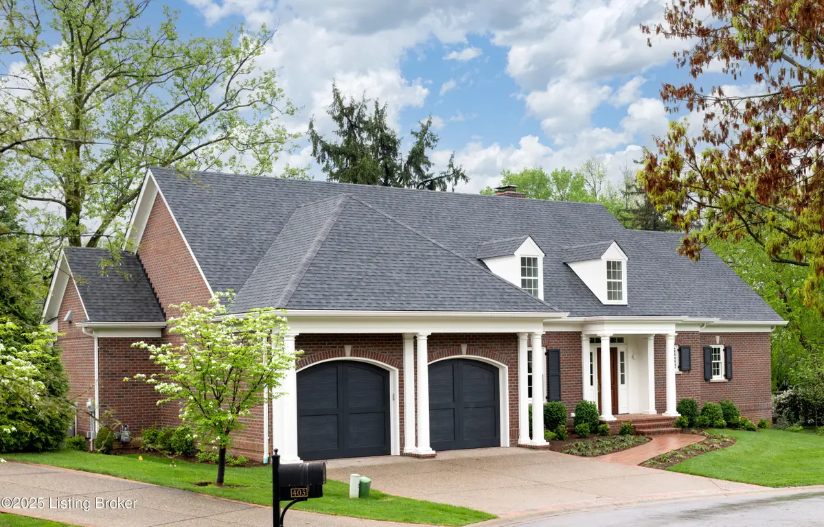 401 Stonehaven Commons Ct, Louisville, KY 40207 - Image #1