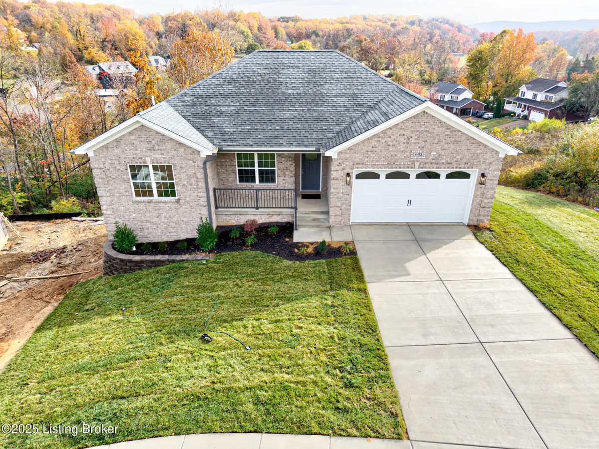 4412 Stone Wynde Dr, Louisville, KY 40272 - Image #1