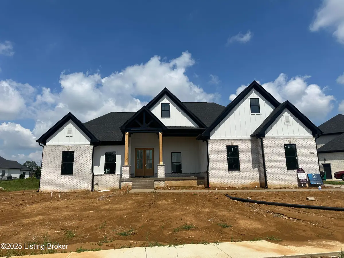 13424 Riggs Lake Ln, Louisville, KY 40299 - Image #1