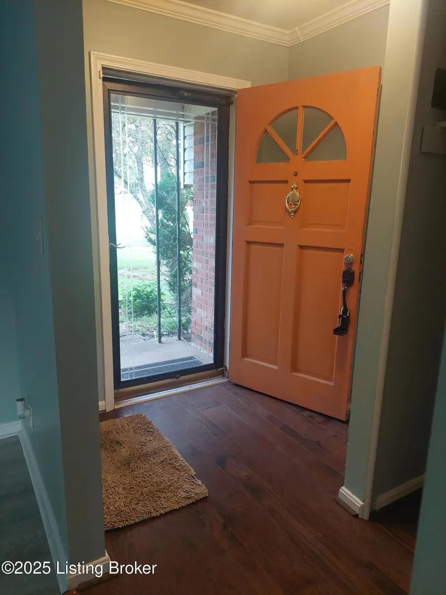 2508 Rhett Ct, Louisville, KY 40242 - Image #2