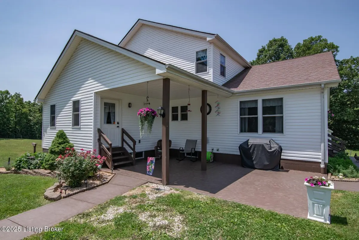 8396 Cub Run Hwy, Munfordville, KY 42765 - Image #1