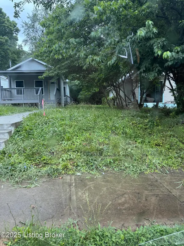 3413 Grand Ave, Louisville, KY 40211