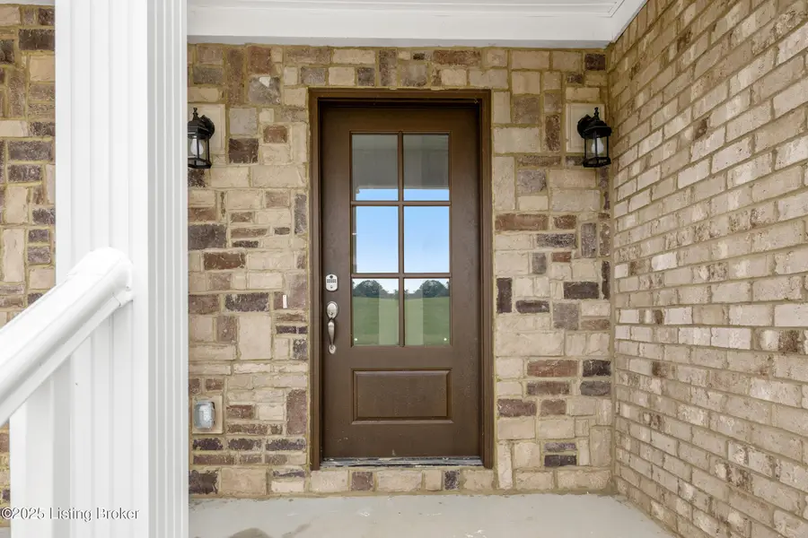 3020 Thorntree Ln, Lawrenceburg, KY 40342 - Image #2