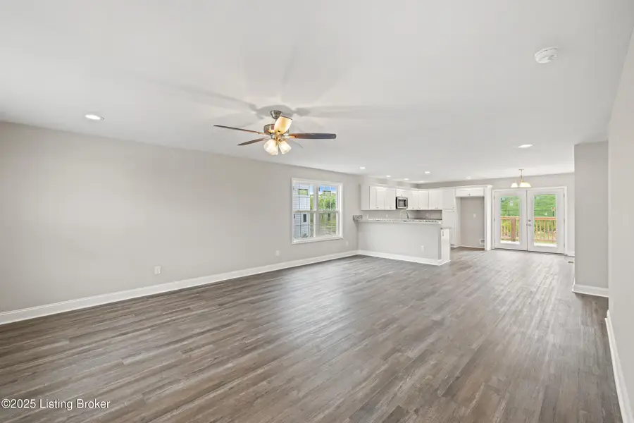 3020 Thorntree Ln, Lawrenceburg, KY 40342 - Image #3