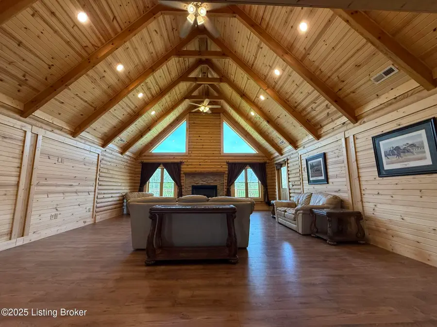 686 Hannah Rd, Shelbyville, KY 40065 - Image #3