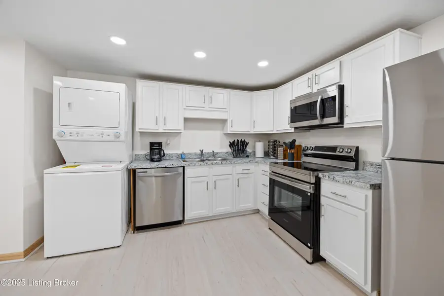 414 E Oak St, Louisville, KY 40203 - Image #3