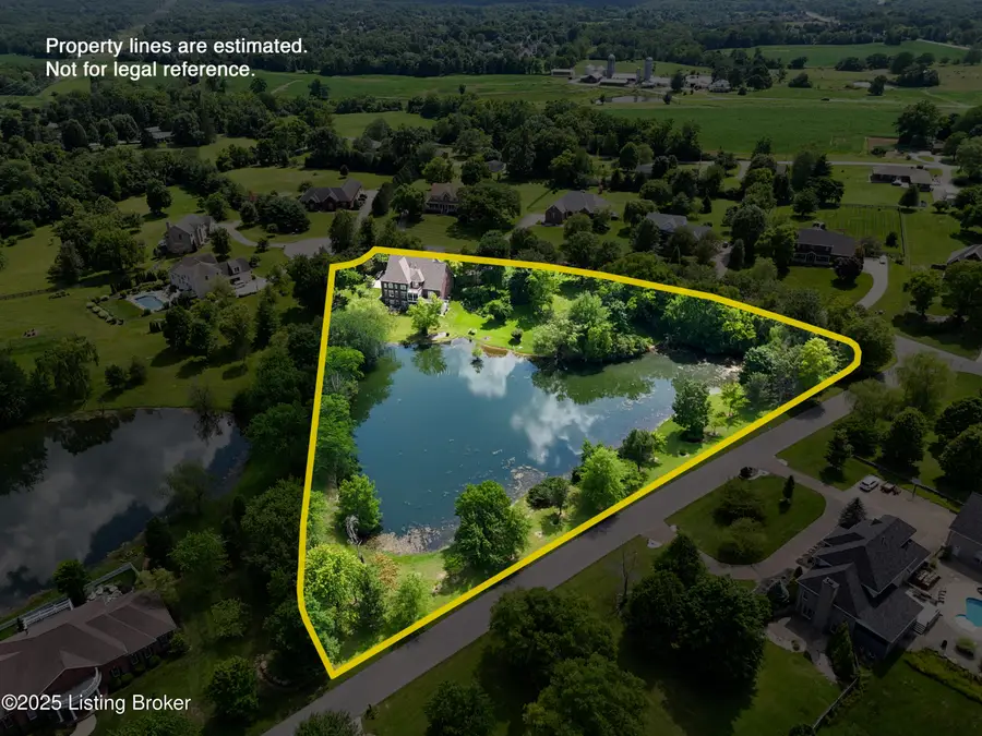 5319 High Crest Dr, Crestwood, KY 40014 - Image #2