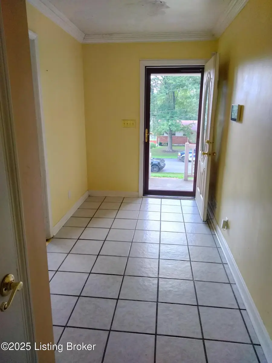 5119 Christie Ave, Louisville, KY 40216 - Image #3