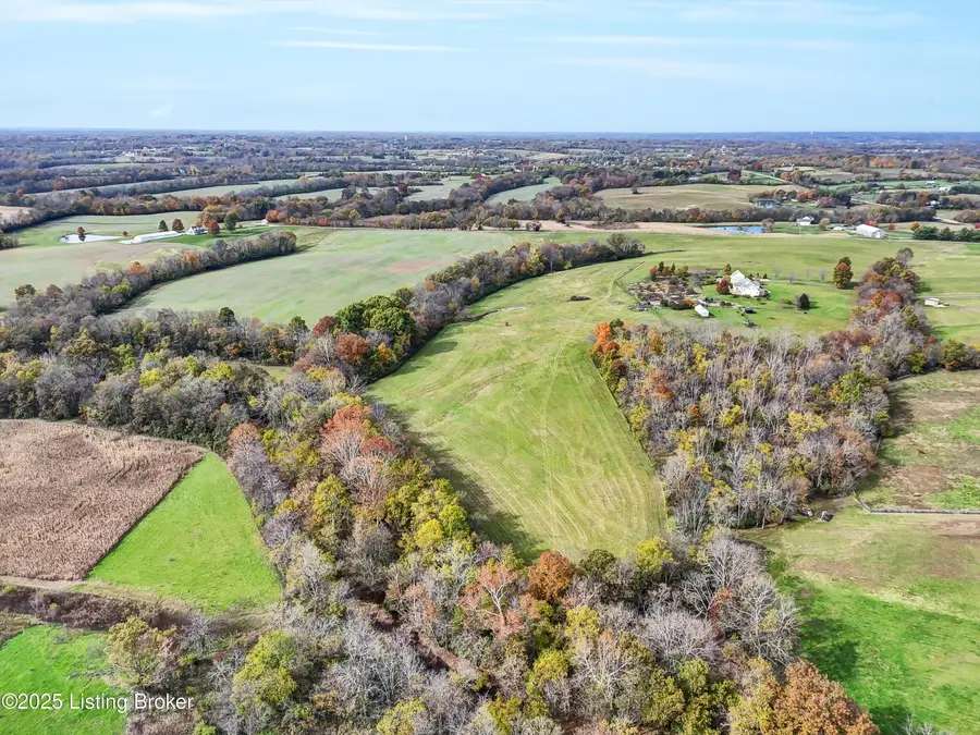 517 Aiken Rd, Shelbyville, KY 40065 - Image #2